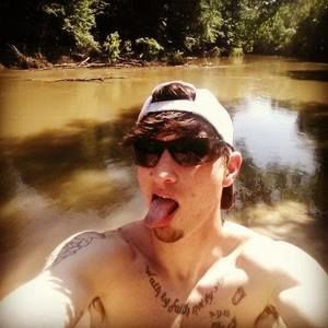 Meet your Posher, Travis